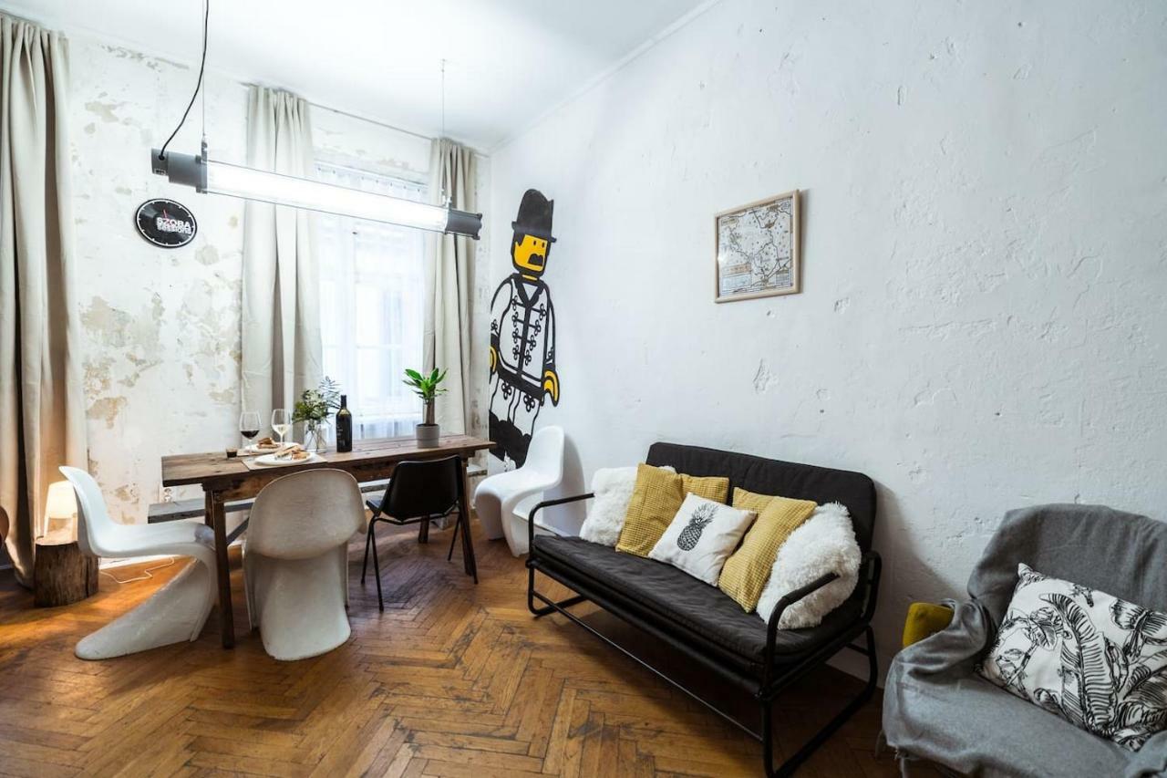 A Szoba Apartman Печ Экстерьер фото